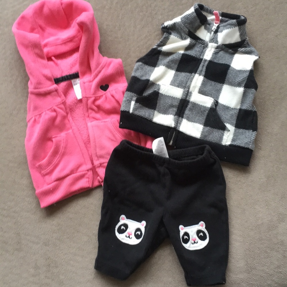💥B2G1💥 NB vests and a pair of pants